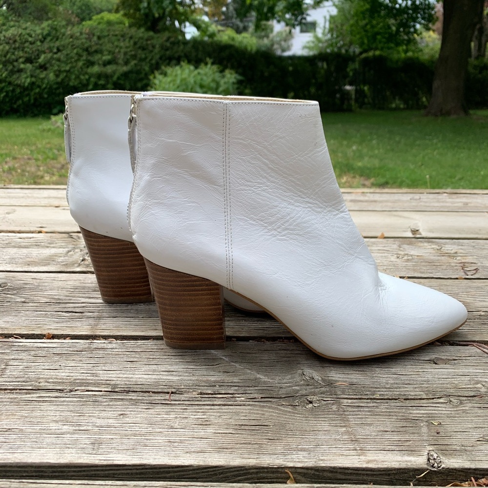 COPY - Zara white new booties